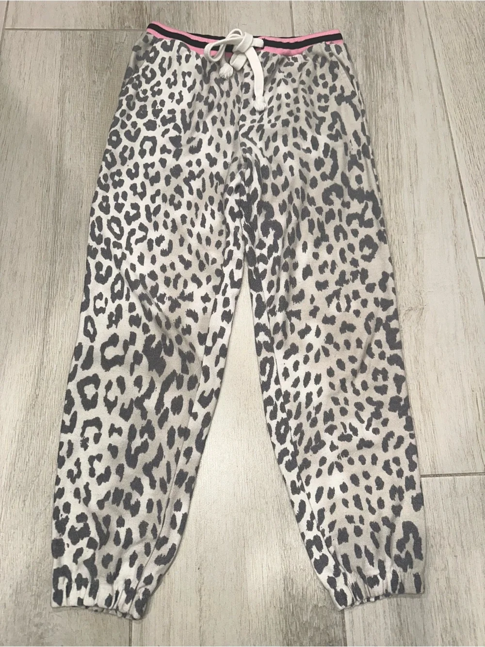 Katie J NYC Girls M Beige Tan Grey Leopard Print Jogger Pants Pink Trim